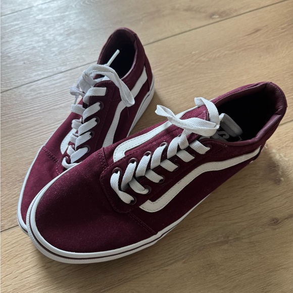Vans Old Skool Burgundy Sneakers Women’s Size 8.5 Like New - Picture 2 of 8